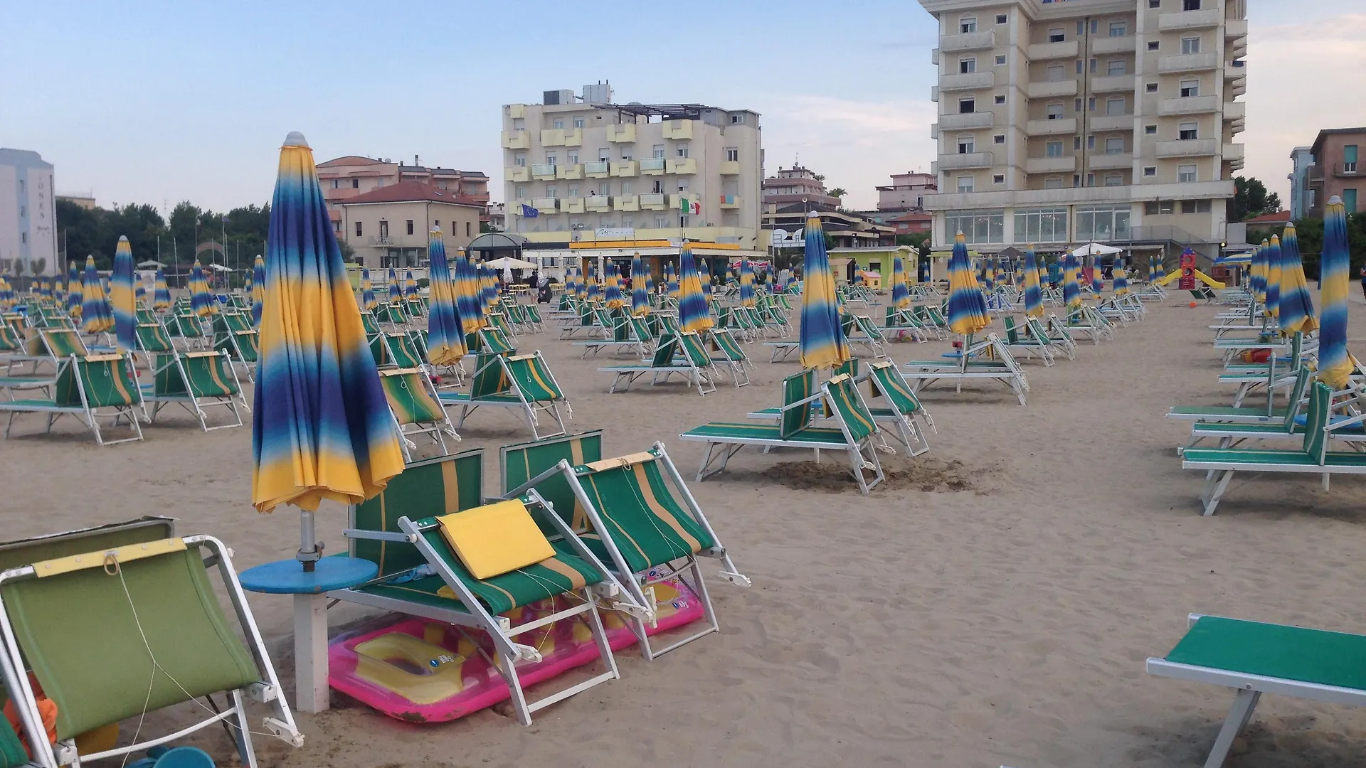 Hotel Imperial Beach - Dada Hotels Rimini 4*,  Olaszország